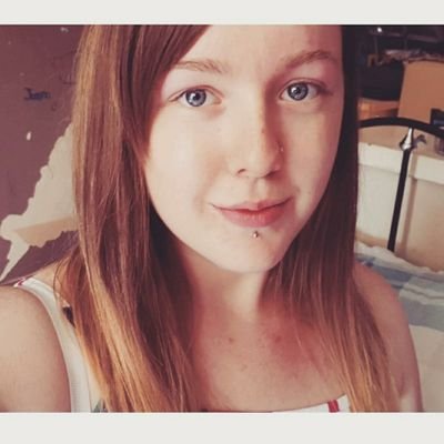 Profile Picture of Jo Ware (@jo_ware20) on Twitter