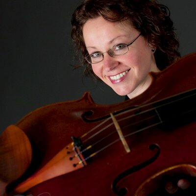 Profile Picture of Coca Bochonko (@cocaviola) on Twitter