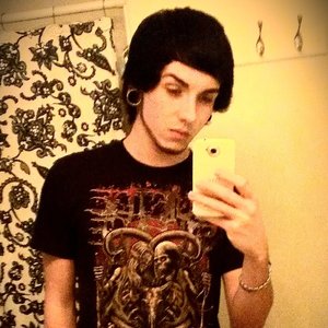 Profile Picture of Kenneth Richardson Iii (@bringthesouls) on Myspace