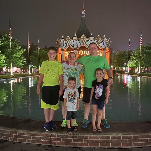 Cj-tim Dilbeck - Poshmark Profile Picture of Cj-tim Dilbeck (@cjandtim) on Poshmark