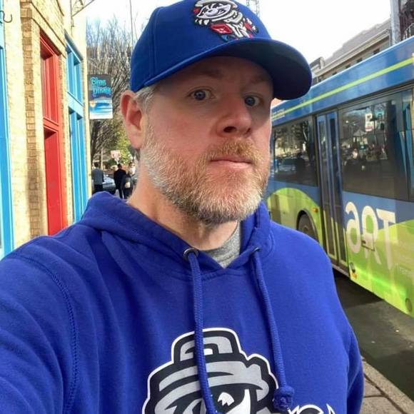 Profile Picture of Chris Woosley (@woosley1818) on Poshmark