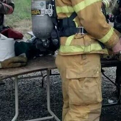 Profile Picture of Adrian Graves (@adriag13) on Twitter