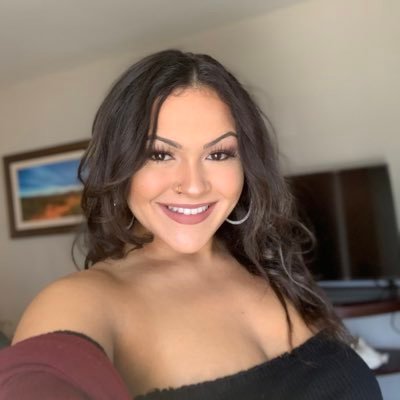 Profile Picture of Dominique Hernandez (@domoliciousss) on Twitter