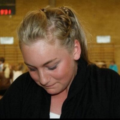 Profile Picture of Isabelle Lund (@thatisabell) on Twitter