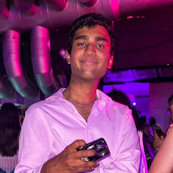 Profile Picture of Vikram Raj (@vikramjraj) on Poshmark