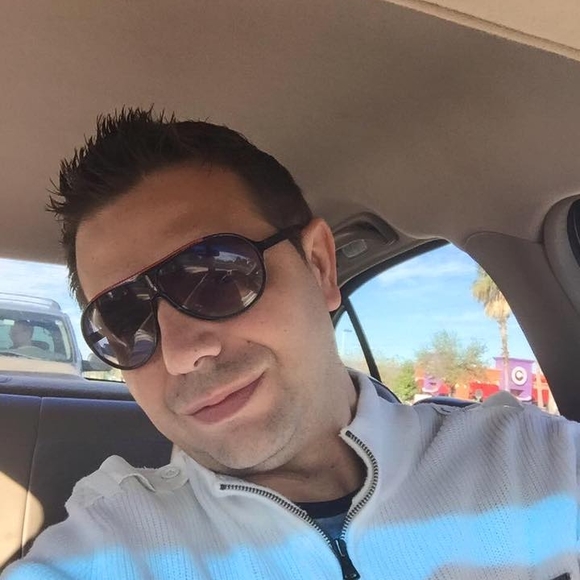 Profile Picture of Drasko Pejicic (@drasko1977) on Poshmark