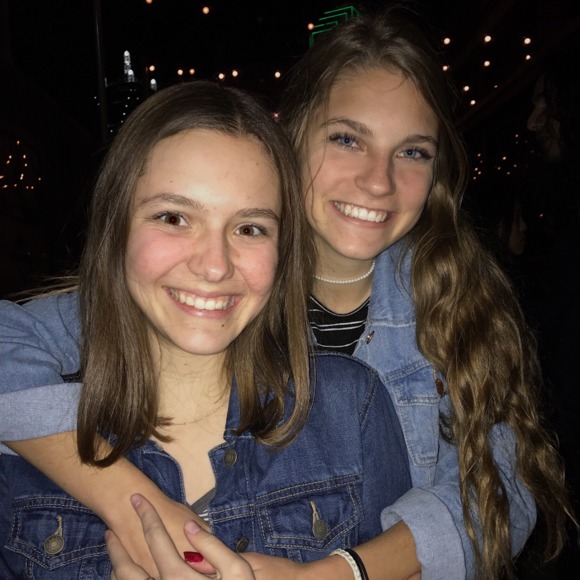 Zoe Baker - Poshmark Profile Picture of Zoe Baker (@zoeannbaker) on Poshmark