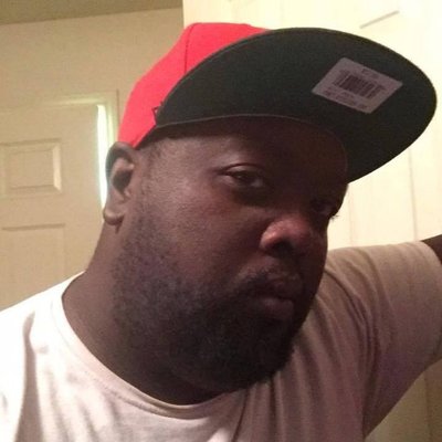 Profile Picture of Chris Lassiter (@C_LassAct) on Twitter
