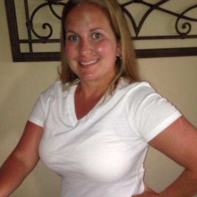 Profile Picture of Laurie Holt (@laurieholt87) on Twitter