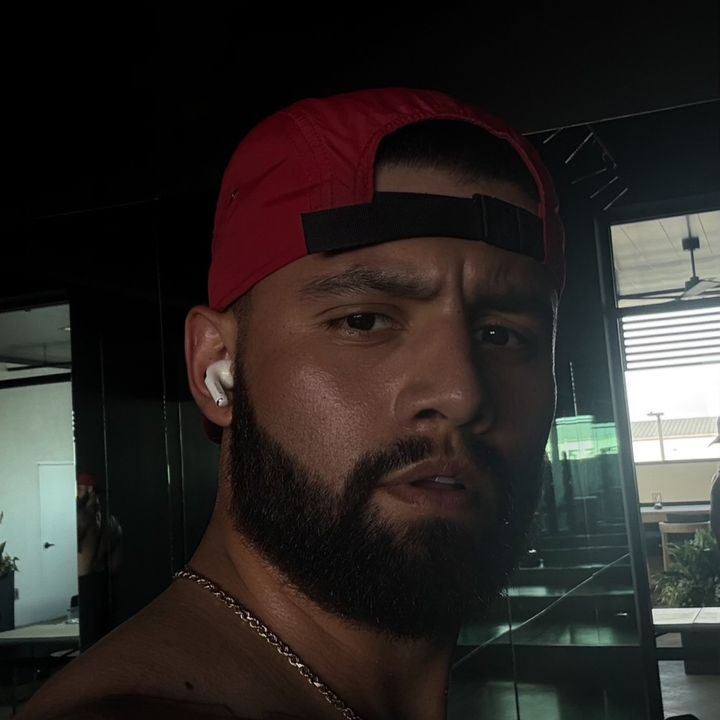Profile Picture of aaron (@aaronaguilar_7) on Tiktok