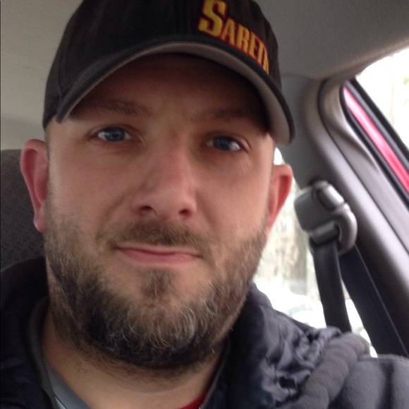 Profile Picture of Christopher Lingley (@christoling) on Poshmark