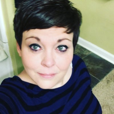 Profile Picture of Darlene Hicks (@dentedhalo1) on Twitter