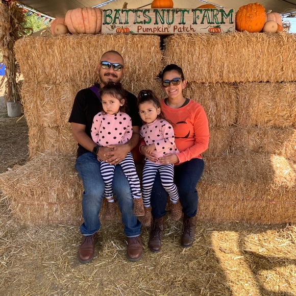 Profile Picture of Julio Garcia (@garciajul0129) on Poshmark