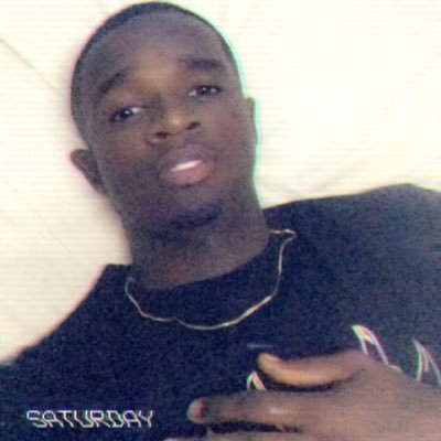 Profile Picture of Lë Gär çêlløñìsę (@JuniorMboum) on Twitter