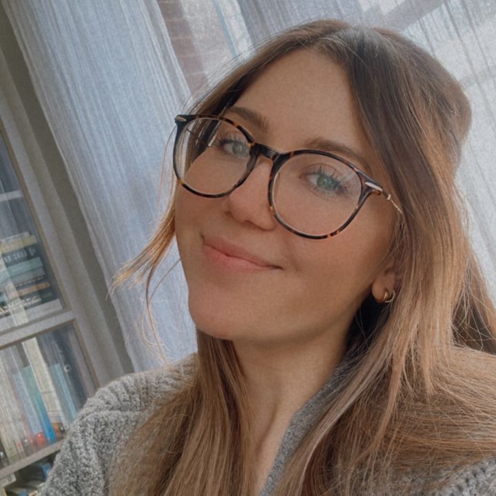 Profile Picture of user745495192407 (@@kara_simon) on Tiktok