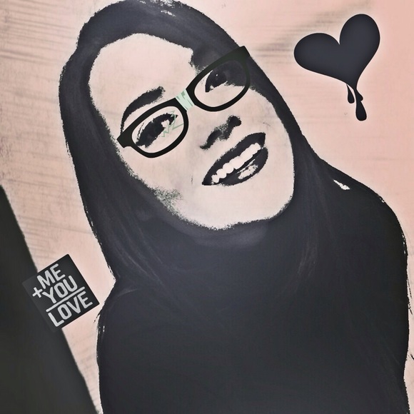 Profile Picture of Adina Breda (@abreda) on Poshmark