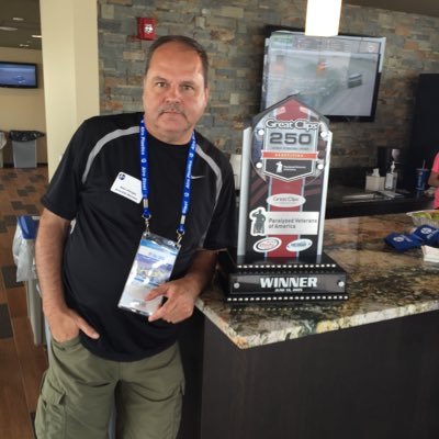 Profile Picture of Mike Albright (@spikedog31) on Twitter
