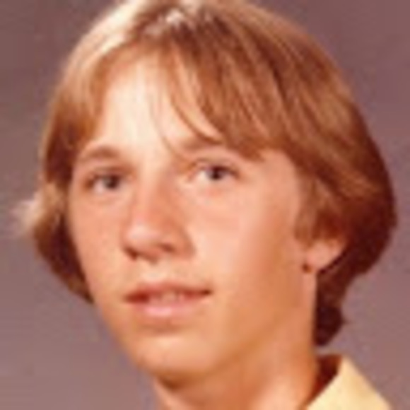 Profile Picture of Christopher m. Andersen (@ghoulish_in_or) on Poshmark