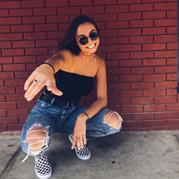 Profile Picture of Daizie Fratello (@daizie99) on Poshmark