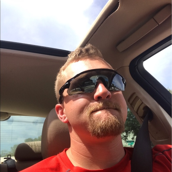 Profile Picture of Garner Hancock (@purekgh) on Poshmark