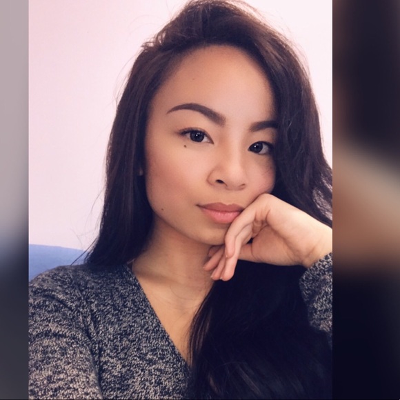 Profile Picture of Guilla Pagurayan (@guillable) on Poshmark
