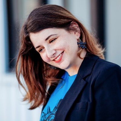 Profile Picture of Mel Hanson (@DataMeetsLore) on Twitter