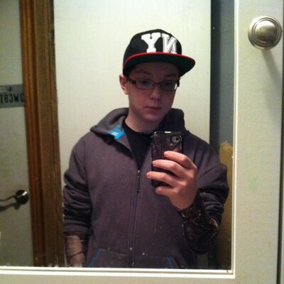 Profile Picture of Nicholas Zimmerman (@Th3Sp3c1al1) on Twitter