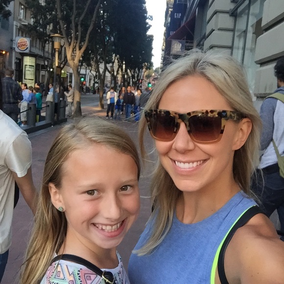 Profile Picture of Karli Kasun (@karli_kasun) on Poshmark