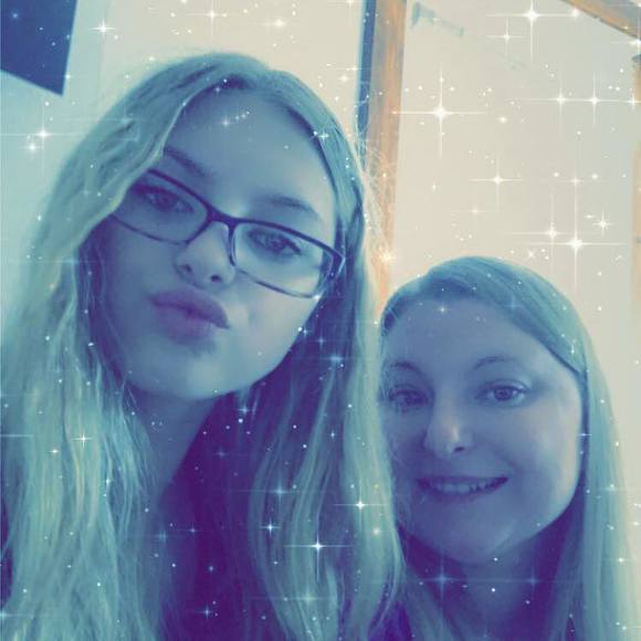 Profile Picture of Kylie Kness (@kyliekness) on Poshmark