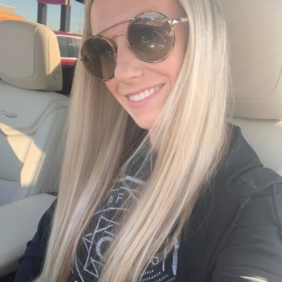 Profile Picture of Hanna Kraybill (@kray94) on Poshmark