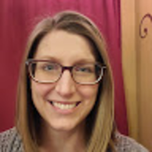 Profile Picture of Emily Didato (@emilydidato) on Poshmark