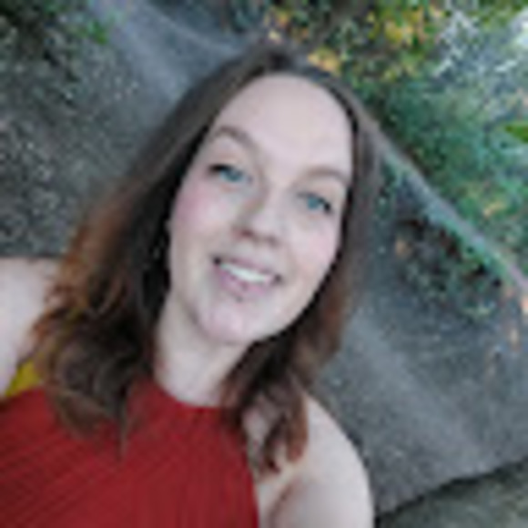 Jasmine Ginther - Poshmark Profile Picture of Jasmine Ginther (@jasmineginther) on Poshmark