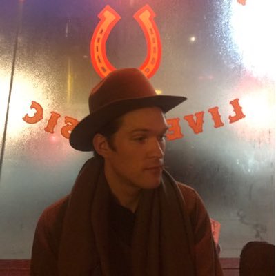 Profile Picture of Patrick Sampson (@porfavibe) on Twitter