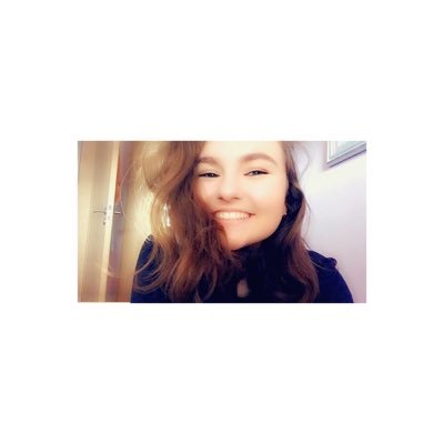 Profile Picture of Madeleine (@RitterMadeleine) on Twitter