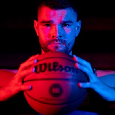 Profile Picture of Isaac Humphries (@IsaacHumphries7) on Twitter