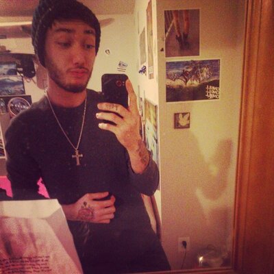 Profile Picture of Raymond Jakubowski (@freeR3b3l) on Twitter