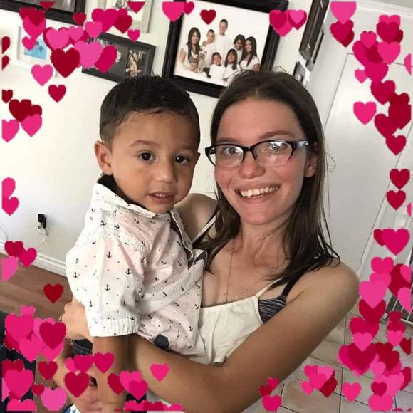 Profile Picture of Amber Mcgloin (@mcgloinamber) on Poshmark