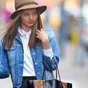 Profile Picture of devanie jason (@dompetkosongg) on Pinterest