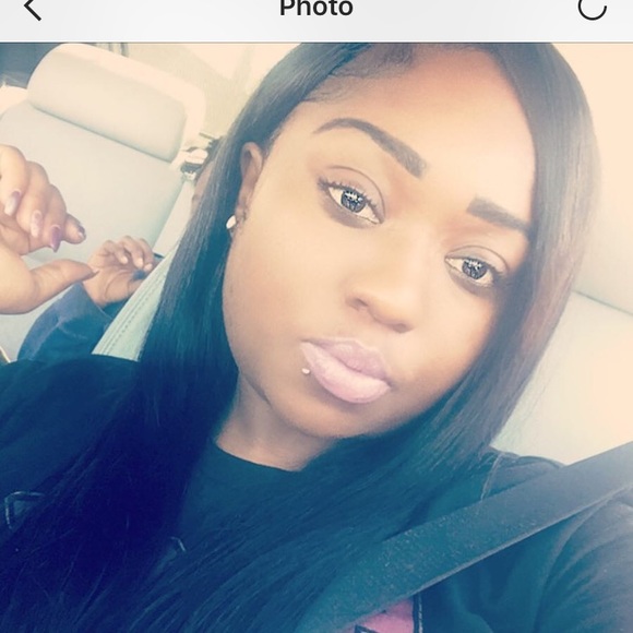 Profile Picture of Shantelle Mcconney (@shanny1990) on Poshmark