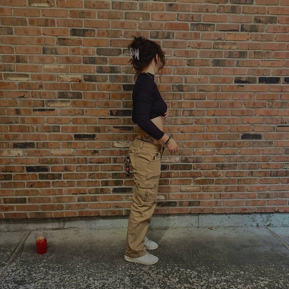 Profile Picture of Joy Trumper (@joytrumper04) on Poshmark