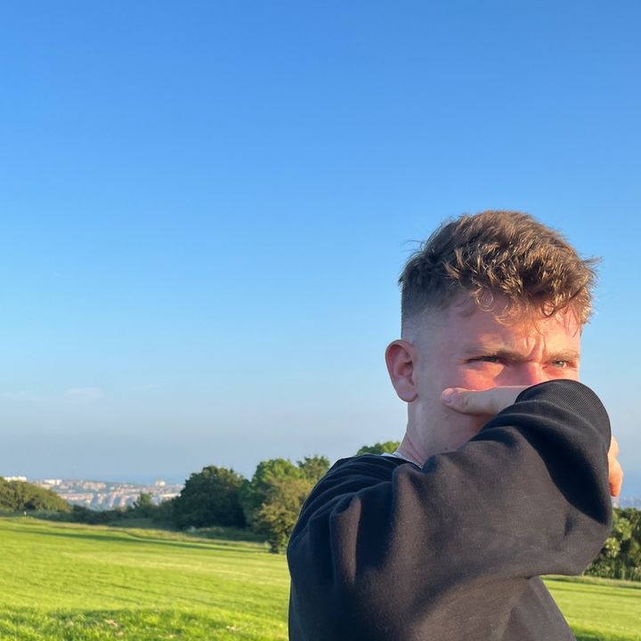 Profile Picture of   just want to be back... (@tompablo) on Tiktok