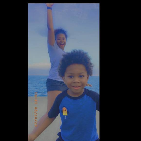 Profile Picture of Quience Evison (@queenq317) on Poshmark