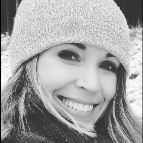 Profile Picture of Meghann Winchell (@mwinchell) on Poshmark