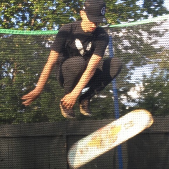 Profile Picture of Gage Spowart (@gagespowart9) on Poshmark