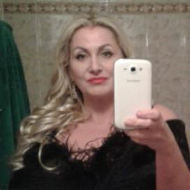 Profile Picture of Madame Joe Pillow (@JoeMadame) on Twitter