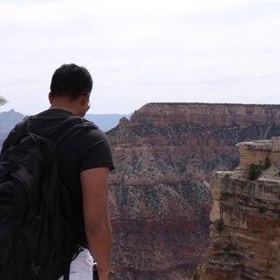 Profile Picture of Justin Neov Roeum (@JustinRoeum) on Twitter