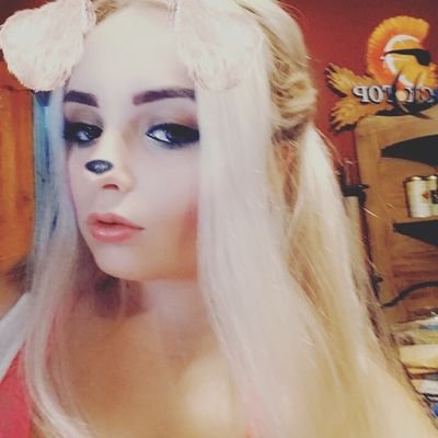 Profile Picture of Shay Jane (@ShayJaneSims) on Twitter