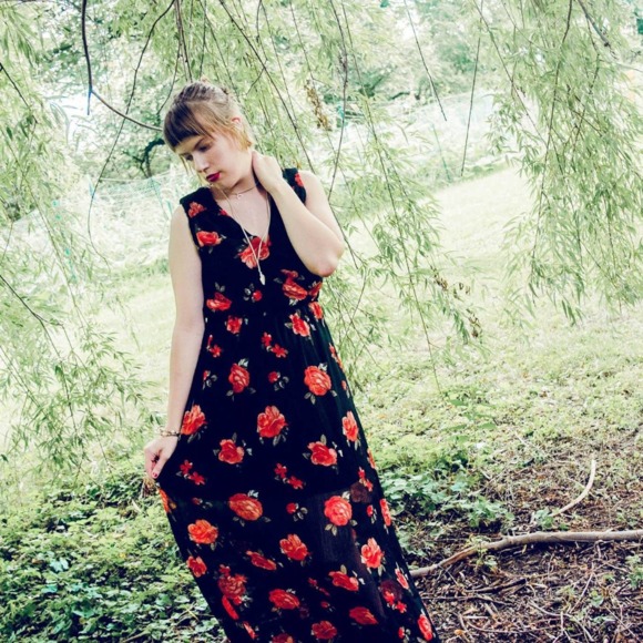 Profile Picture of Alyssa Eidsness (@alyssaeidsness) on Poshmark