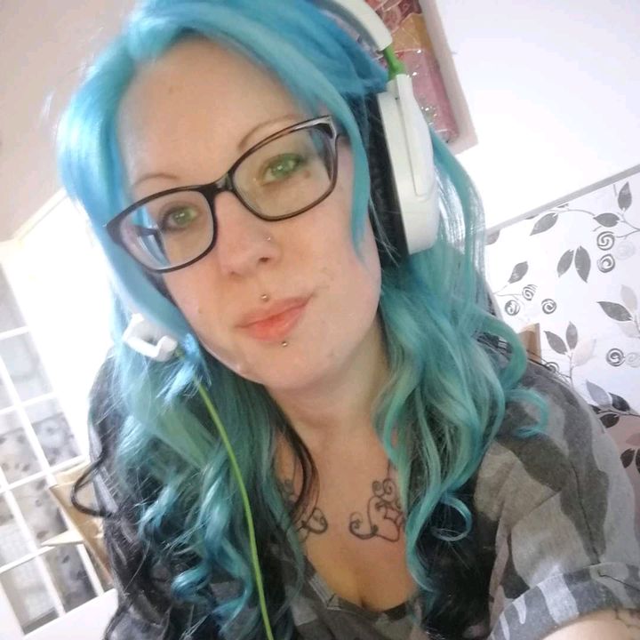 Profile Picture of Bettygrounds (@bettygrounds) on Tiktok