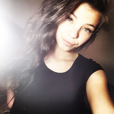 Profile Picture of Audrey Pouliot (@Audrey_Pouliot) on Twitter